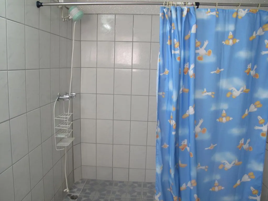 Yellow Bird Apartments Портсмут